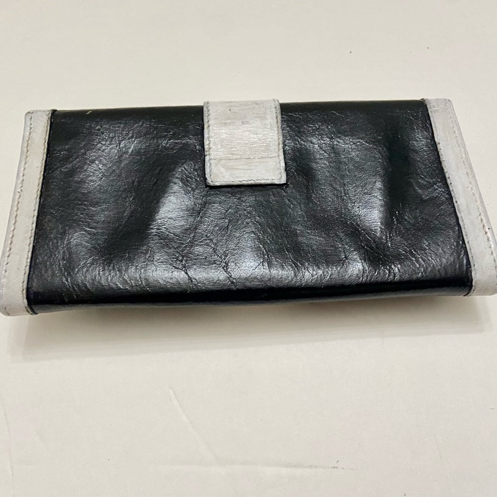 Authentic  Bulgari Black and White Leather Bi-fold Long Wallet