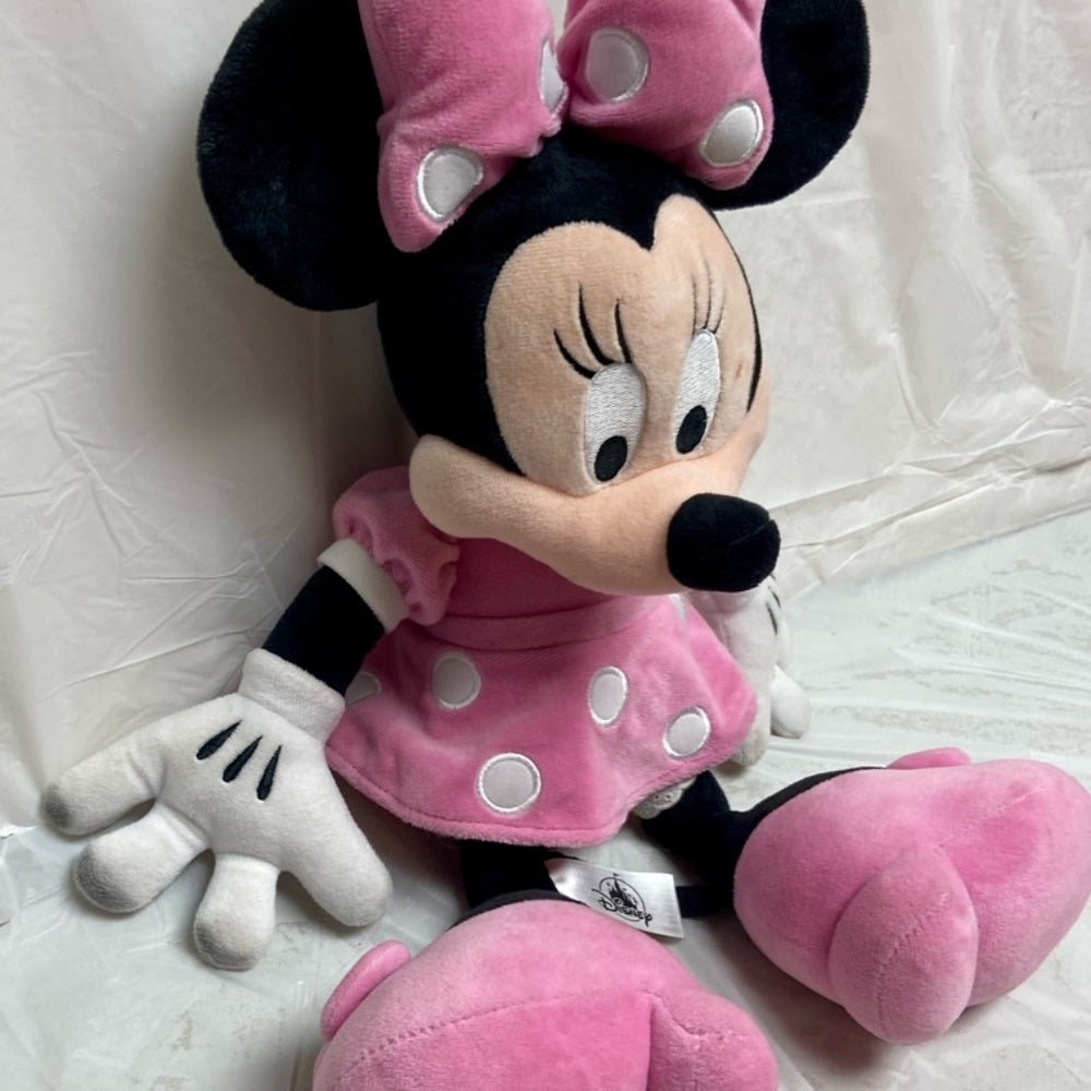 Adorable, Disney 20in Minnie Mouse Doll