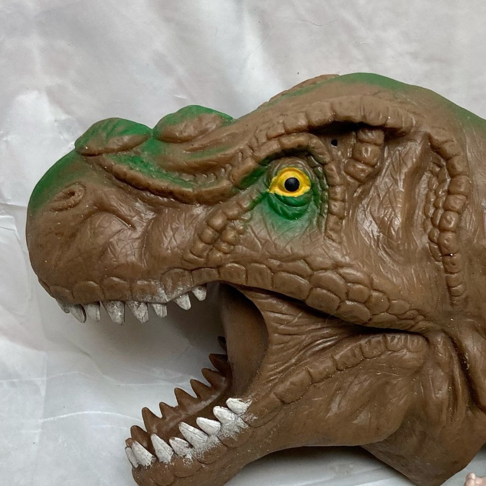 Vintage, Rare, Green Dinosaur Puppet 6.5in x 5in