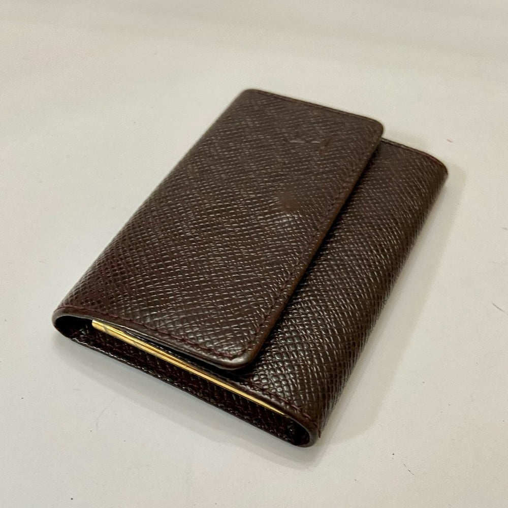 Louis Vuitton Brown Taiga Leather 6-Hooks Key Case