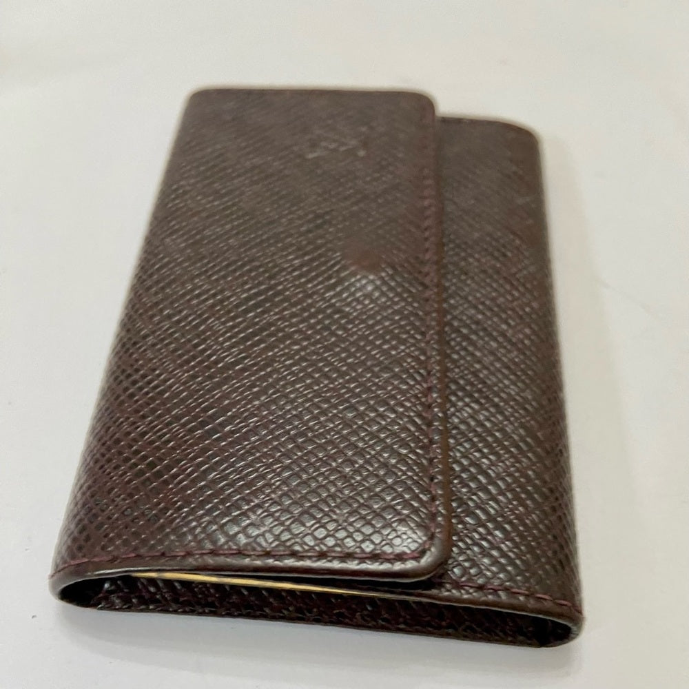 Louis Vuitton Brown Taiga Leather 6-Hooks Key Case