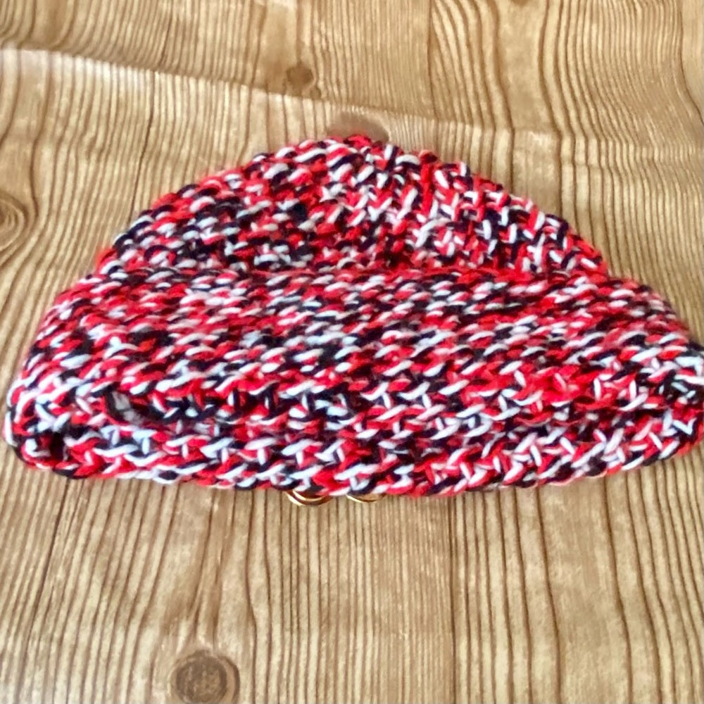 Stunning, Red, Black and White Knitted Cotton Cloche Beanie Hat w/ Floral Brooch