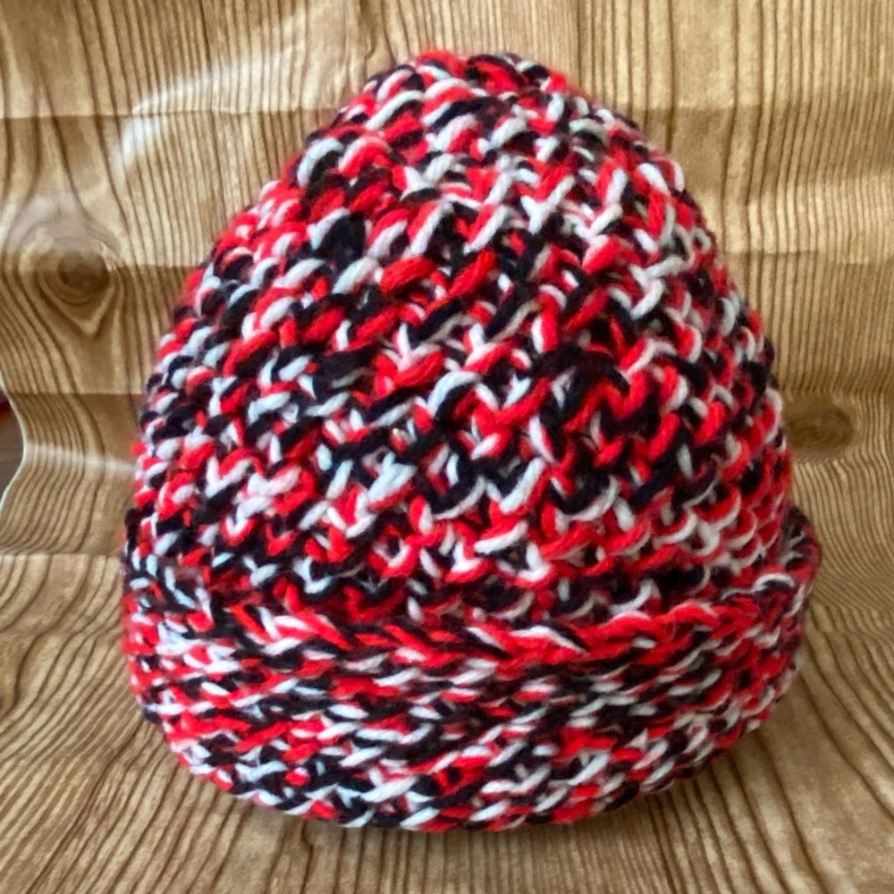 Stunning, Red, Black and White Knitted Cotton Cloche Beanie Hat w/ Floral Brooch